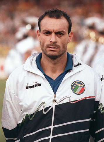 Column salvatore schillaci italia mondiale 1990 wikimedia commons