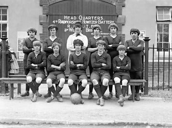 Женская футбольная команда Swansea, 1921 г. 