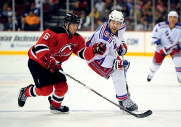 Востребованный в NHL, Александр Фролов польстился на деньги «Авангарда» и переехал в Омск