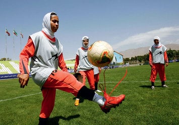 Многострадальные футболистки молодежной сборной Ирана
