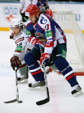 Воспитанник петербургского хоккея Максим Сушинский останется в СКА и после смены главного тренера